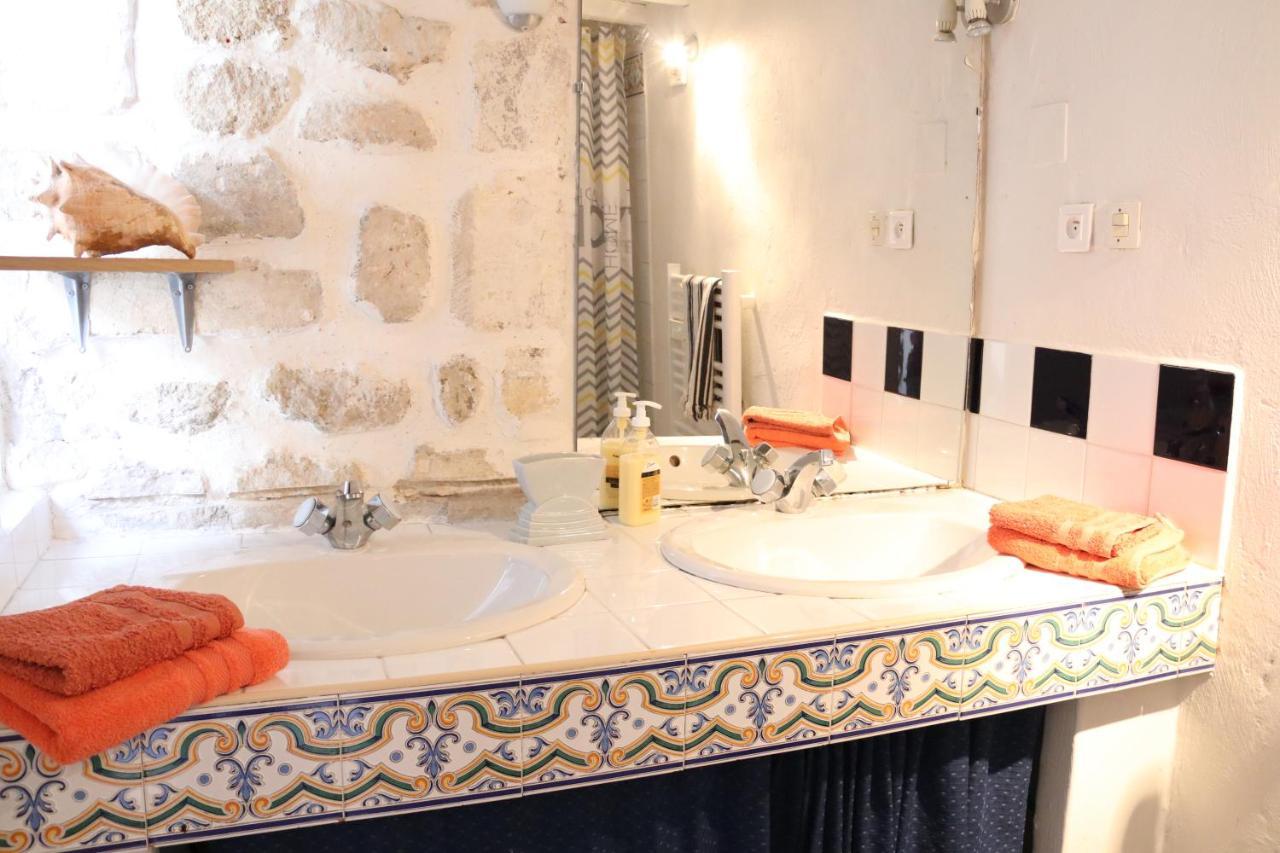Studio St Remy Historic Center/Air-Com Сен-Реми-де-Прованс Экстерьер фото