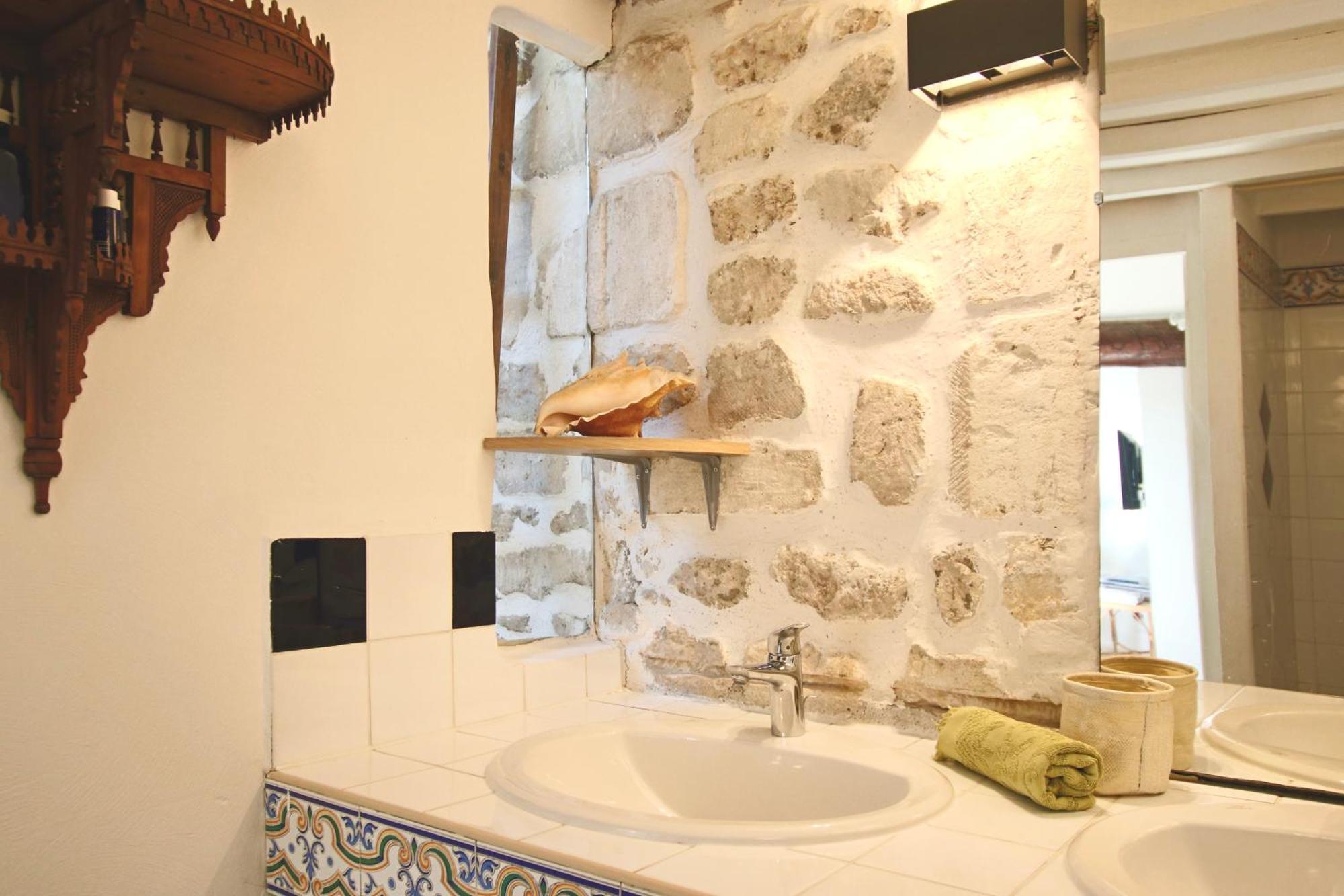 Studio St Remy Historic Center/Air-Com Сен-Реми-де-Прованс Экстерьер фото